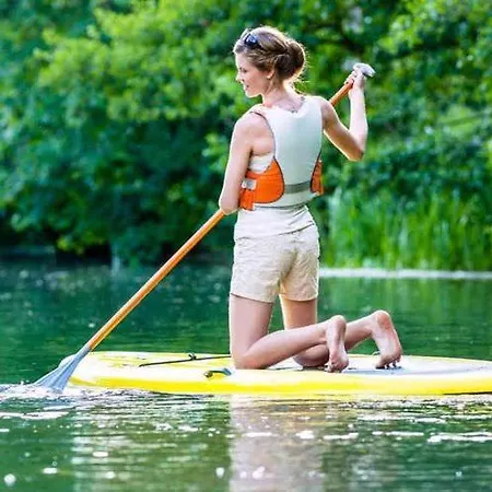 Dom wakacyjny Le Logis Des Chenes, Superbe Dans Quartier Residentiel Proche De Namur