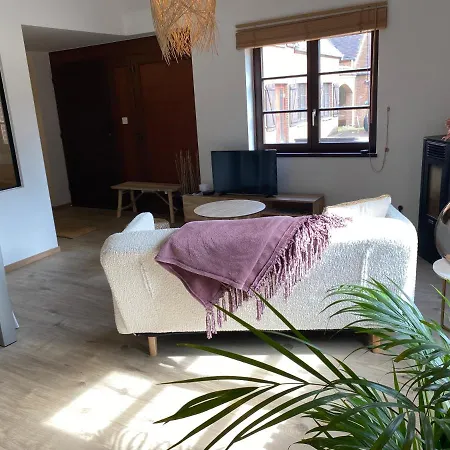 Le Logis Des Chenes, Superbe Dans Quartier Residentiel Proche De Namur Dom wakacyjny